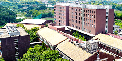 関西医療大学