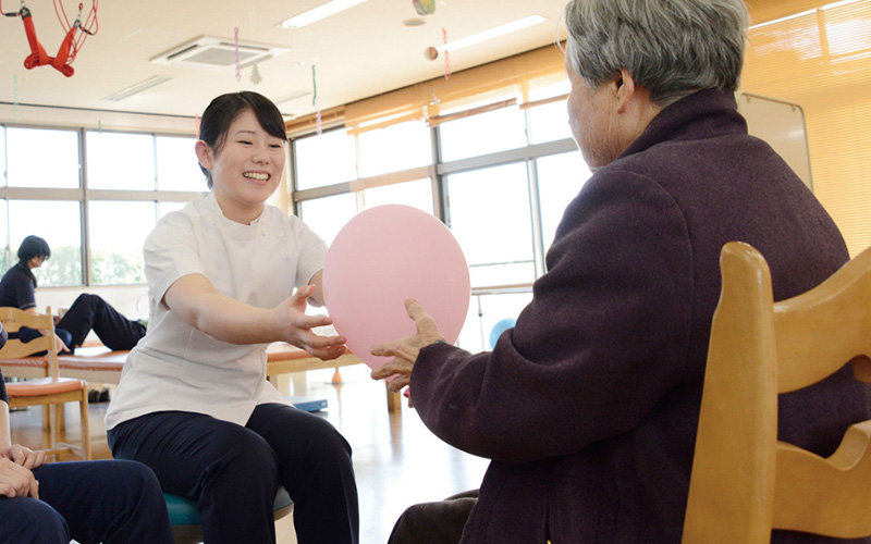 健祥会学園